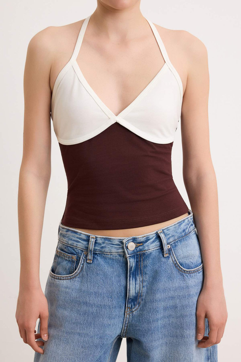 Cok Renkli Fitted/Vucuda Oturan V Yaka Kolsuz Pamuklu Esnek Orme Bluz TWOSS26BZ00881 - Trendyolmilla фото 3