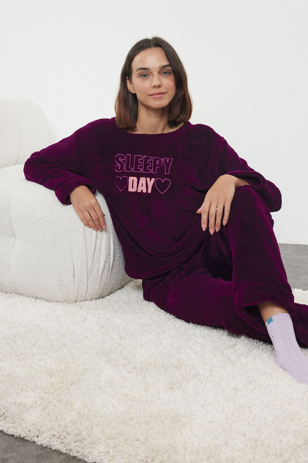 Trendyolmilla Murdum Sloganl? ve Kalpli Wellsoft K?sl?k Orme Pijama Tak?m? THMAW25PT00028