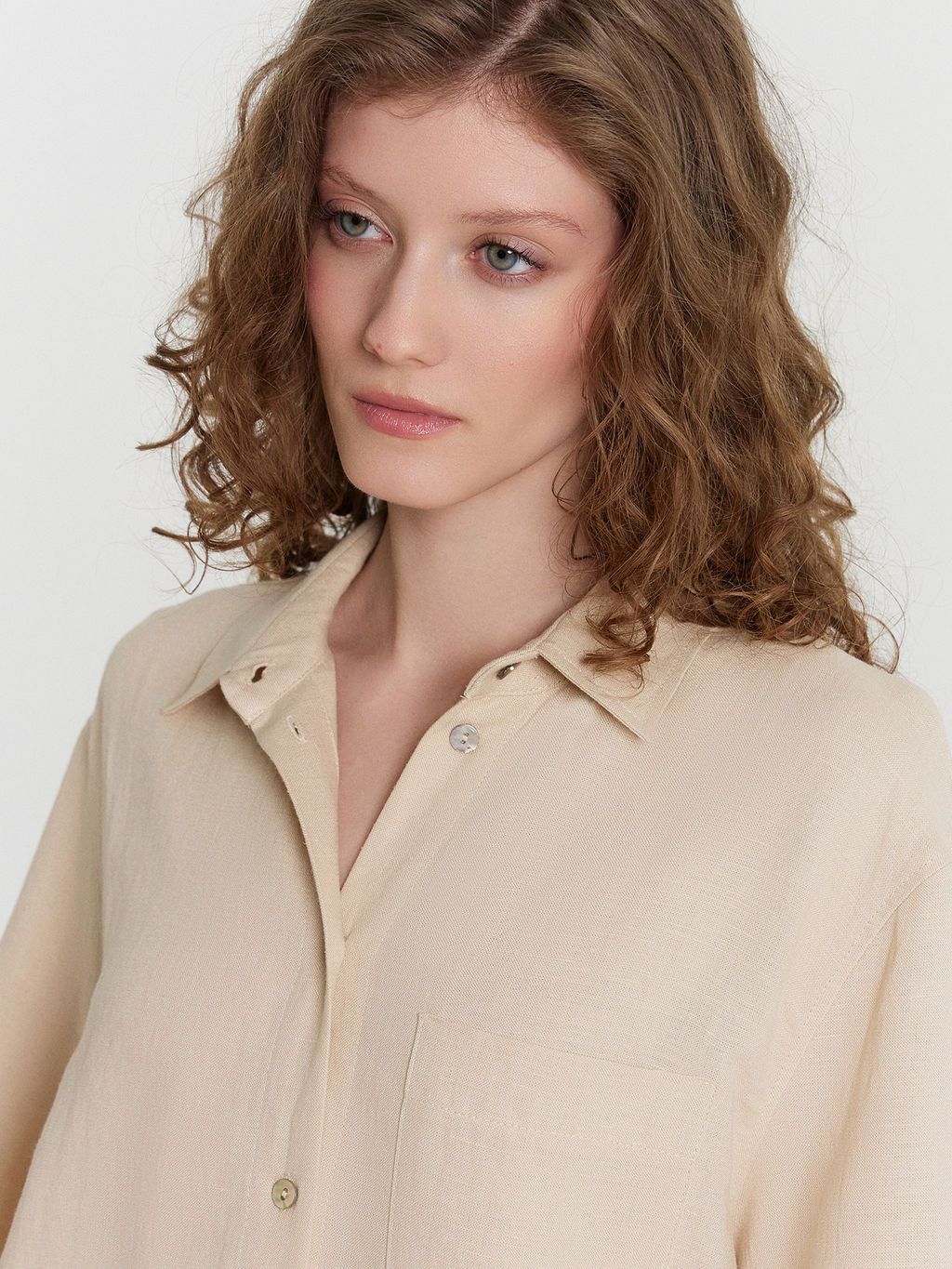 Комплект женский бежевый: рубашка и шорты