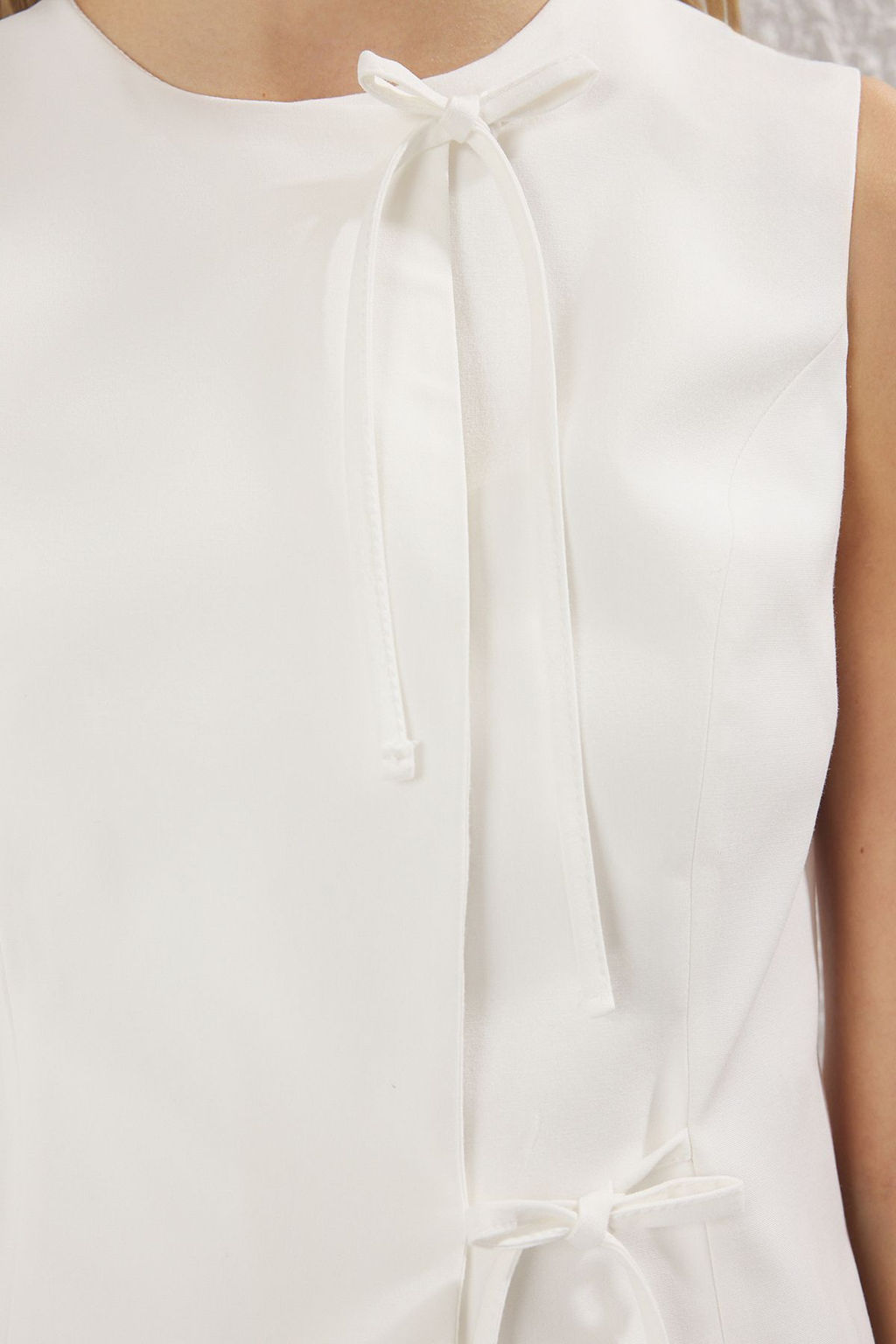 Trendyolmilla Siyah Slim Dar Kal?p Baglama Detayl? Dokuma Yelek TWOSS25YE00023  фото 3