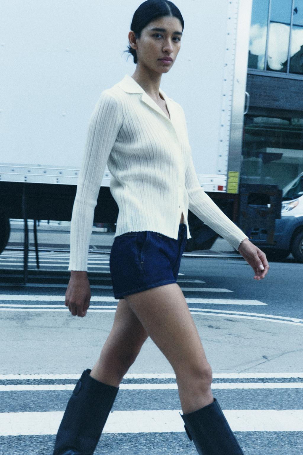 RIBBED FINE KNIT CARDIGAN - Zara фото 2
