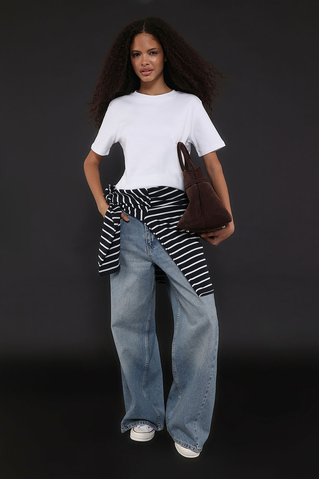 TRENDYOLMILLA Ekru Tok Kumasl? Bisiklet Yaka K?sa Kol Regular/Normal Kesim Orme T-Shirt TWOSS25TS00002  фото 11