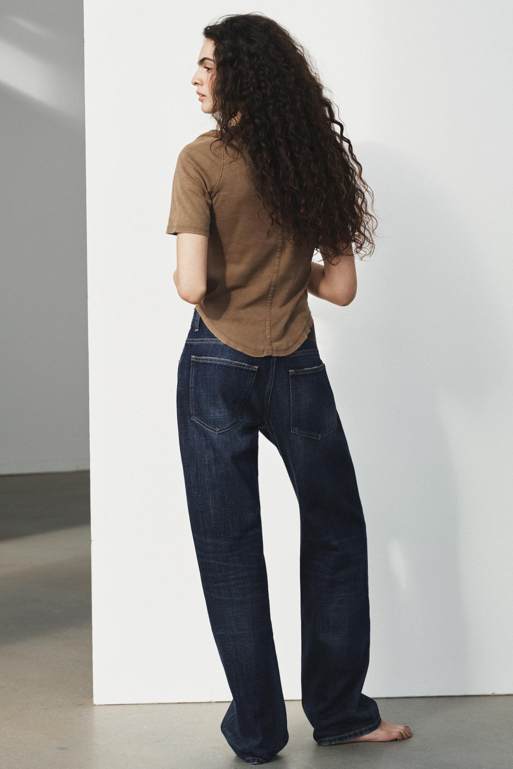 TRF LOW-RISE BAGGY TAPERED JEANS - Zara фото 5