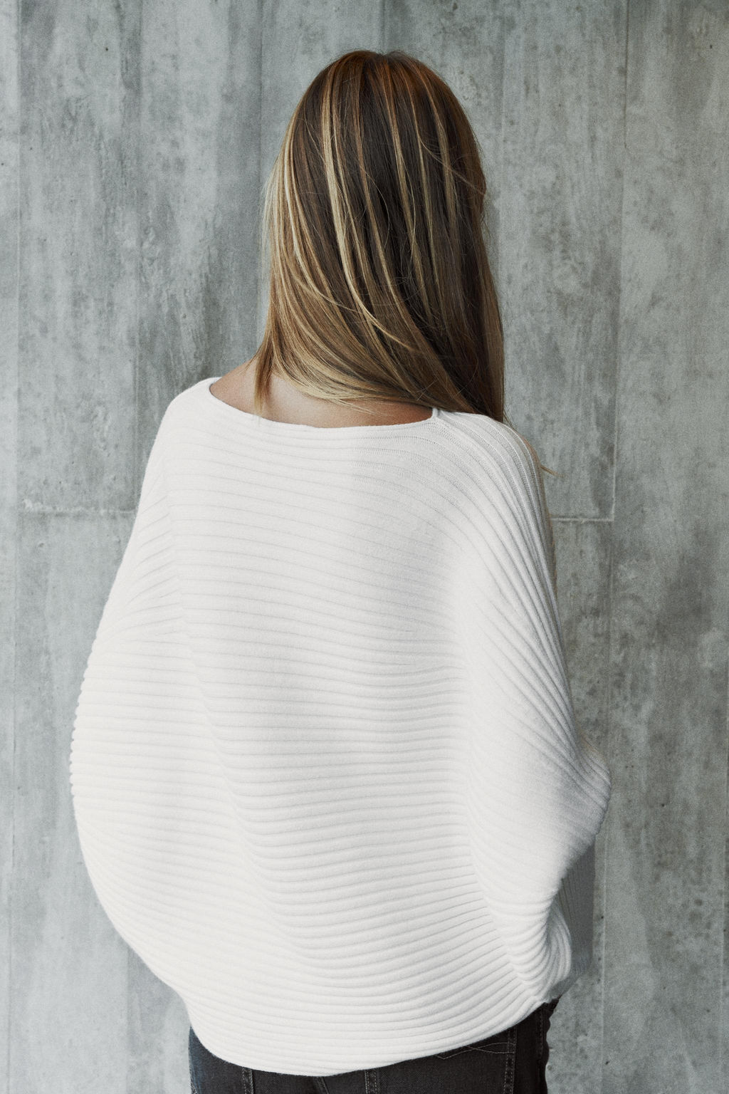 VOLUME TEXTURED KNIT JUMPER - Zara фото 14