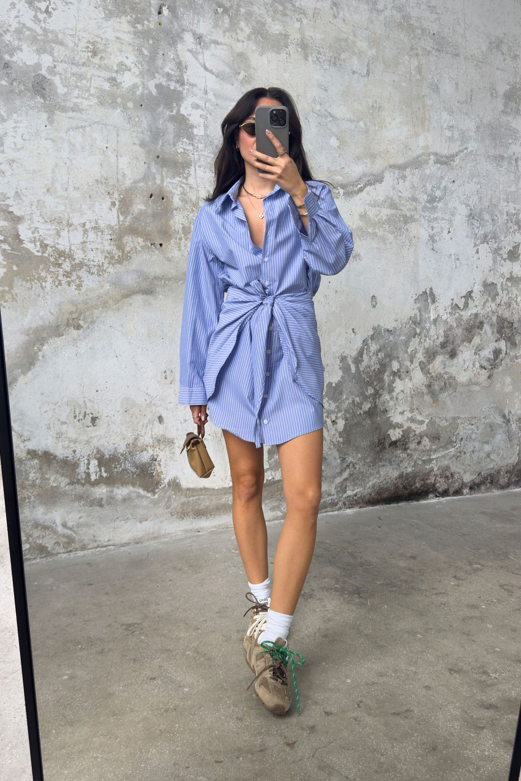 TRENDYOLMILLA Mavi Cizgili Baglama Detayl? Poplin Mini Dokuma Gomlek Elbise TWOSS25EL00220