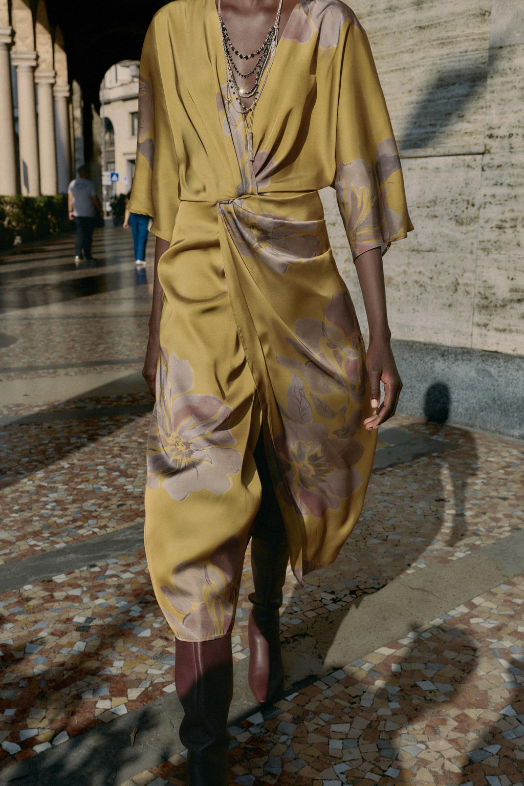 PRINTED SATIN MIDI DRESS - Zara фото 2