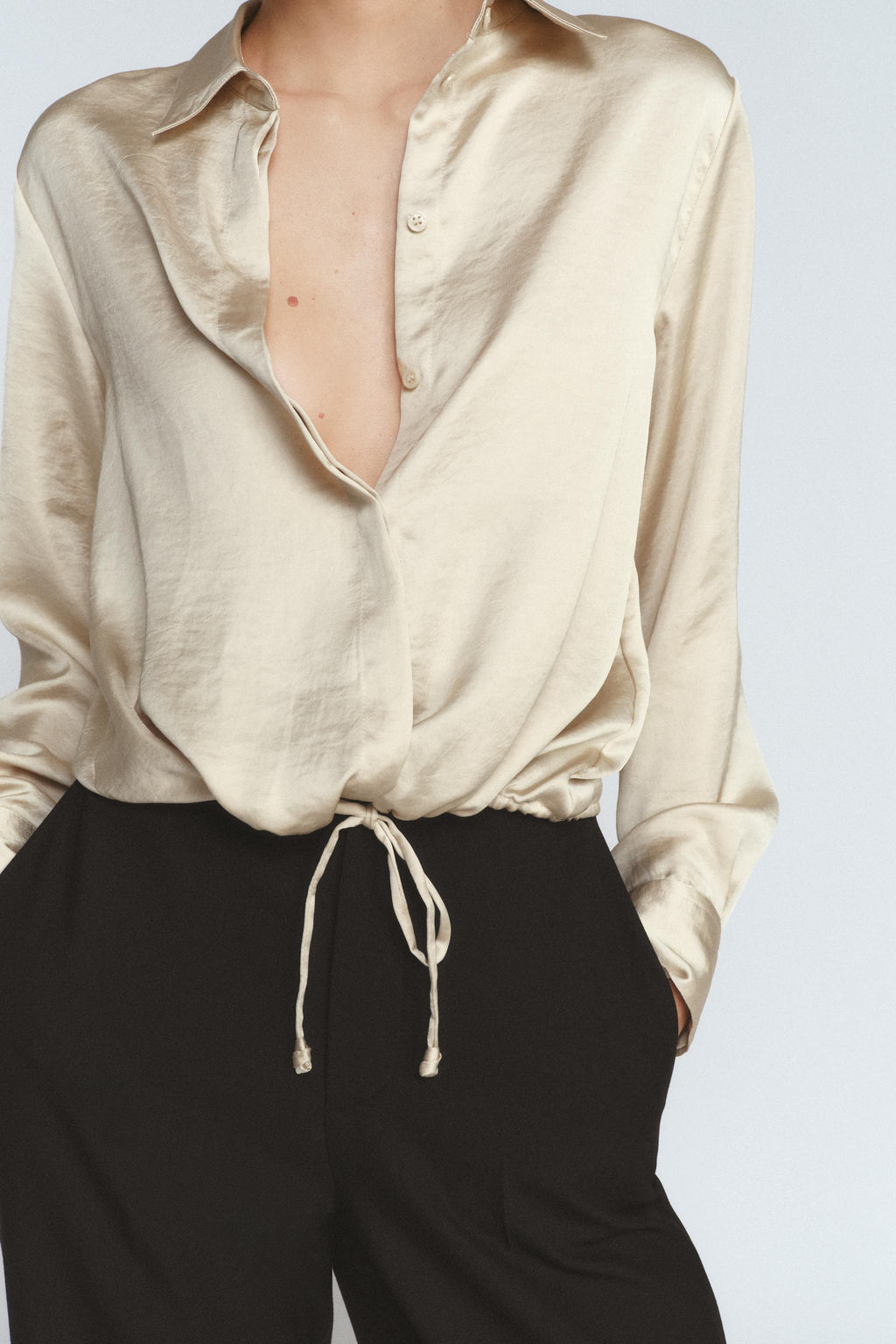 CAMISA SATINADA ZW COLLECTION / Crudo - Zara фото 2