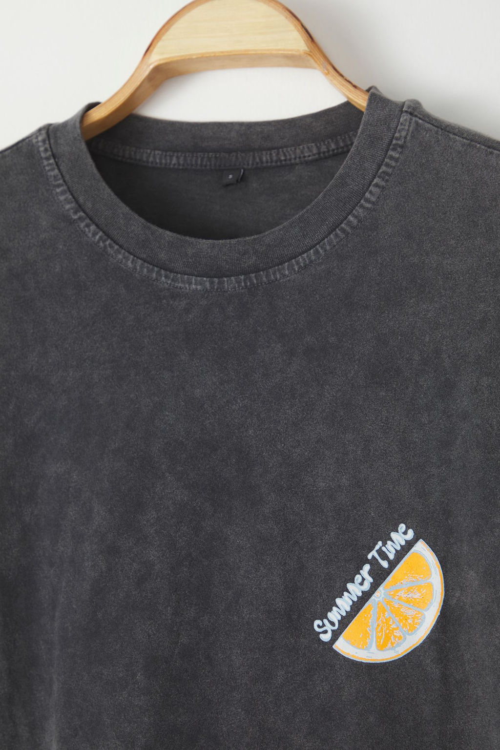 TRENDYOL MAN Antrasit Oversize/Genis Kesim Soluk Efektli Bask?l? Kal?n %100 Pamuk Tok T-shirt TMNSS25TS00015 - Trendyolmilla фото 8