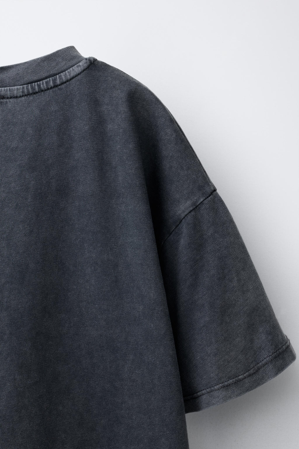 CAMISETA EFECTO LAVADO HANNAH MONTANA  DISNEY / Gris antracita - Zara фото 4