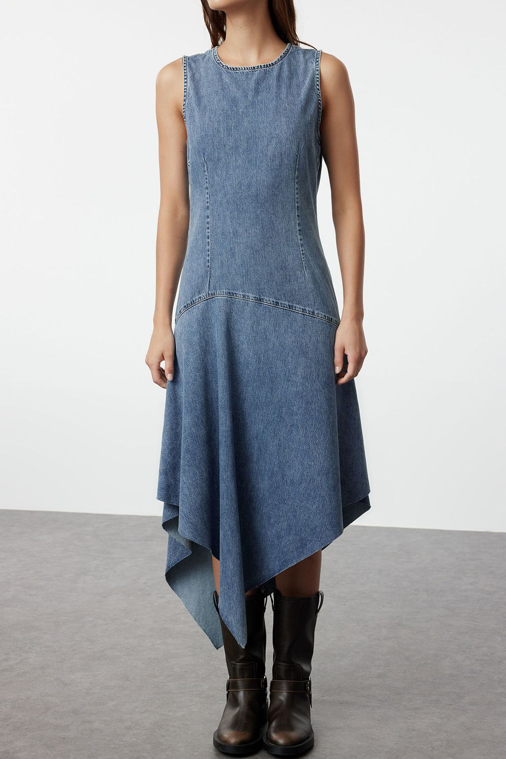 Mavi Dikis Detayl? Asimetrik Midi Denim Elbise TWOAW25EL00091 - Trendyolmilla фото 5