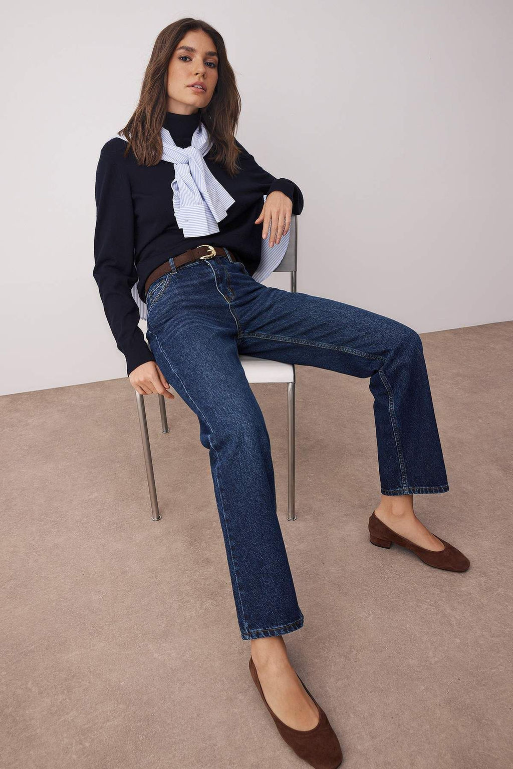 Koyu Mavi Yuksek Bel Comfort Straight Jeans TWOAW26JE00063 - Trendyolmilla фото 2