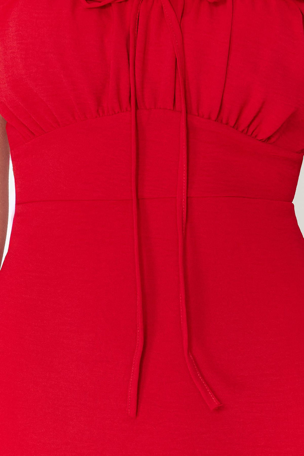 TRENDYOLMILLA Beyaz Duz Bodycone Krep Mini Dokuma Elbise TWOSS24EL00874 фото 17