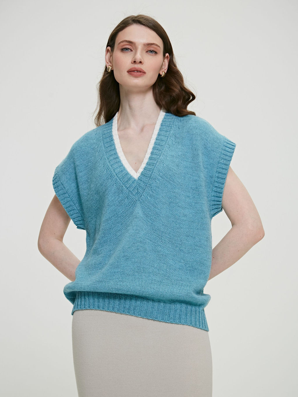 Жилет 111.080001-2/голубой