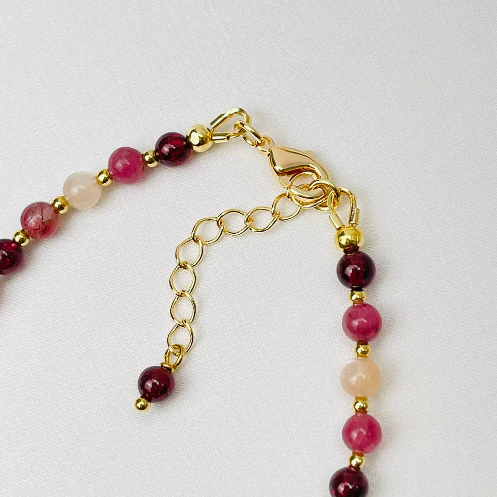 Браслет для Водолея из Лунного камня, Граната и Турмалина - Радуга самоцветов фото 3