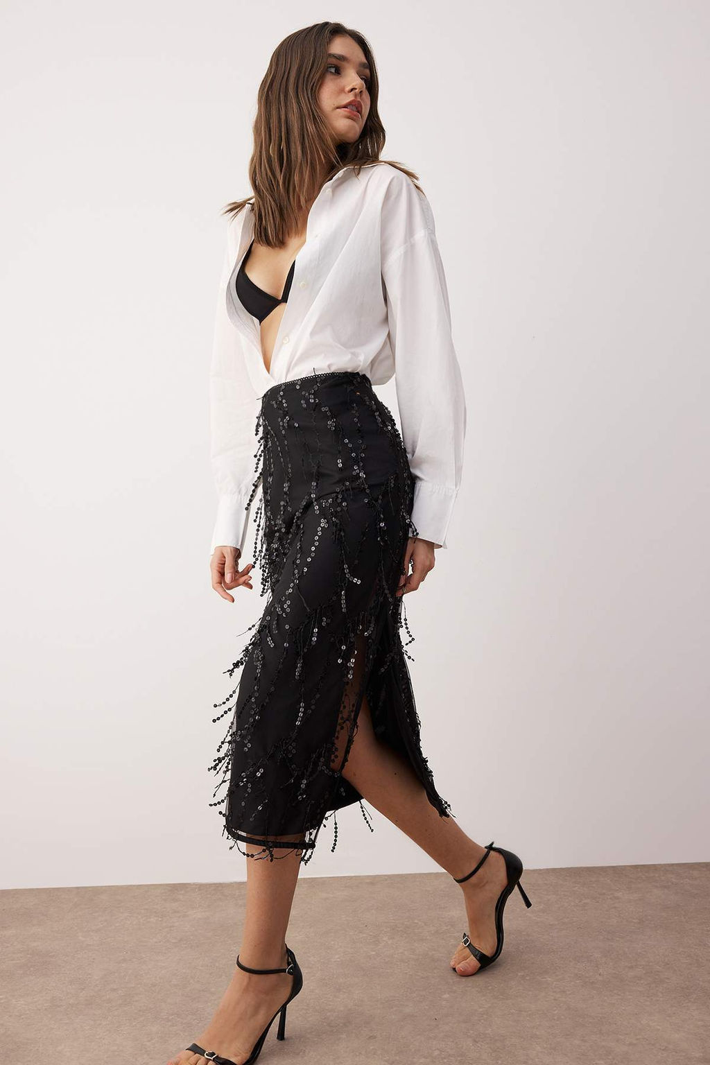 Siyah Sacakl? Payet Detayl? Midi Etek TPRAW26ET00009