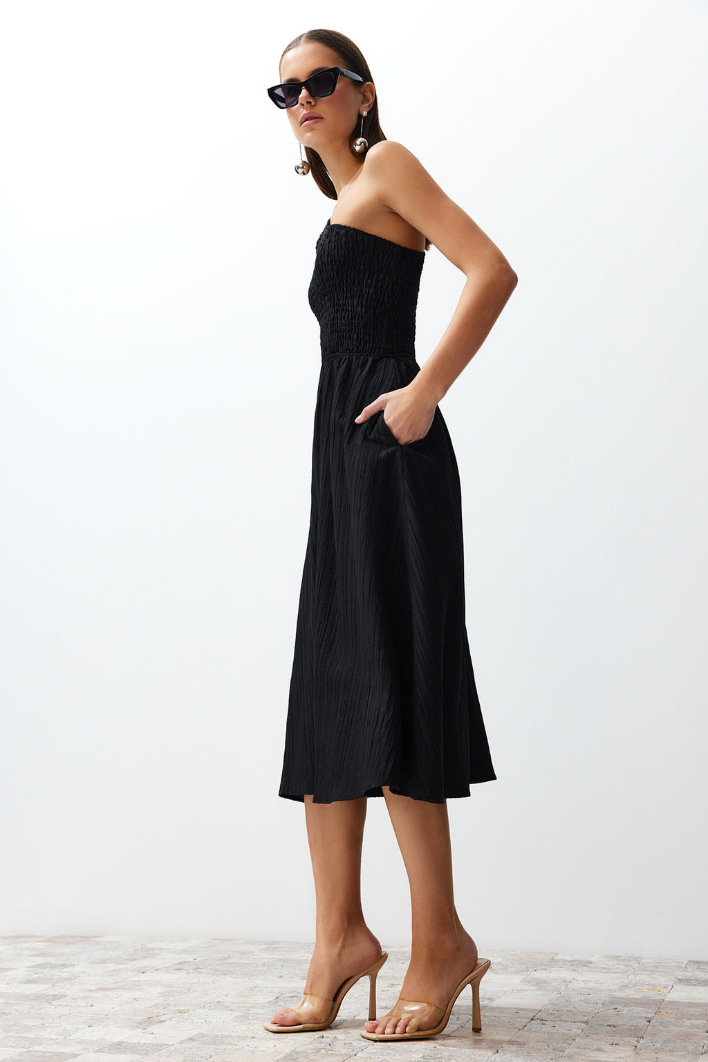 Siyah Belden Ac?lan Ust Bedeni Gipeli Tek Omuz Midi Dokuma Elbise TWOSS23EL01830