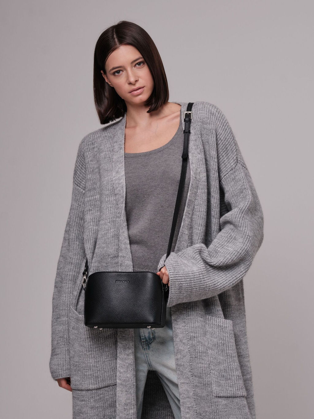 Сумка кожаная на плечо кросс-боди Deboro 30848 черный