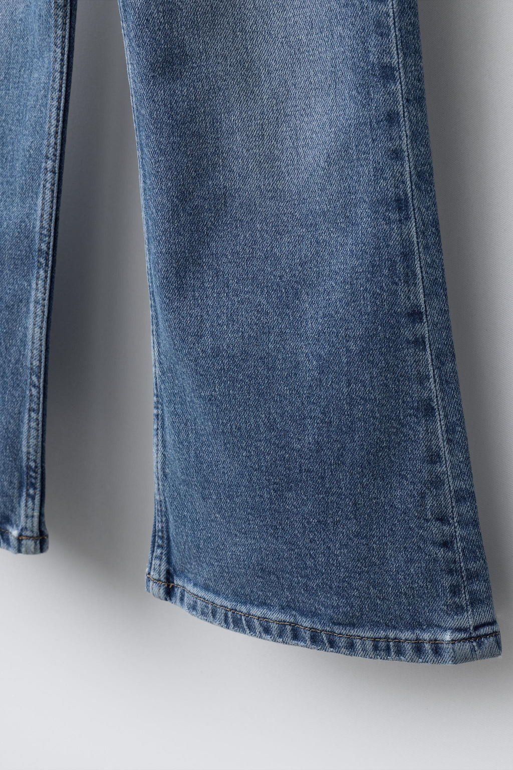 JEANS FLARE DOBLE BOT?N / Azul - Zara фото 4