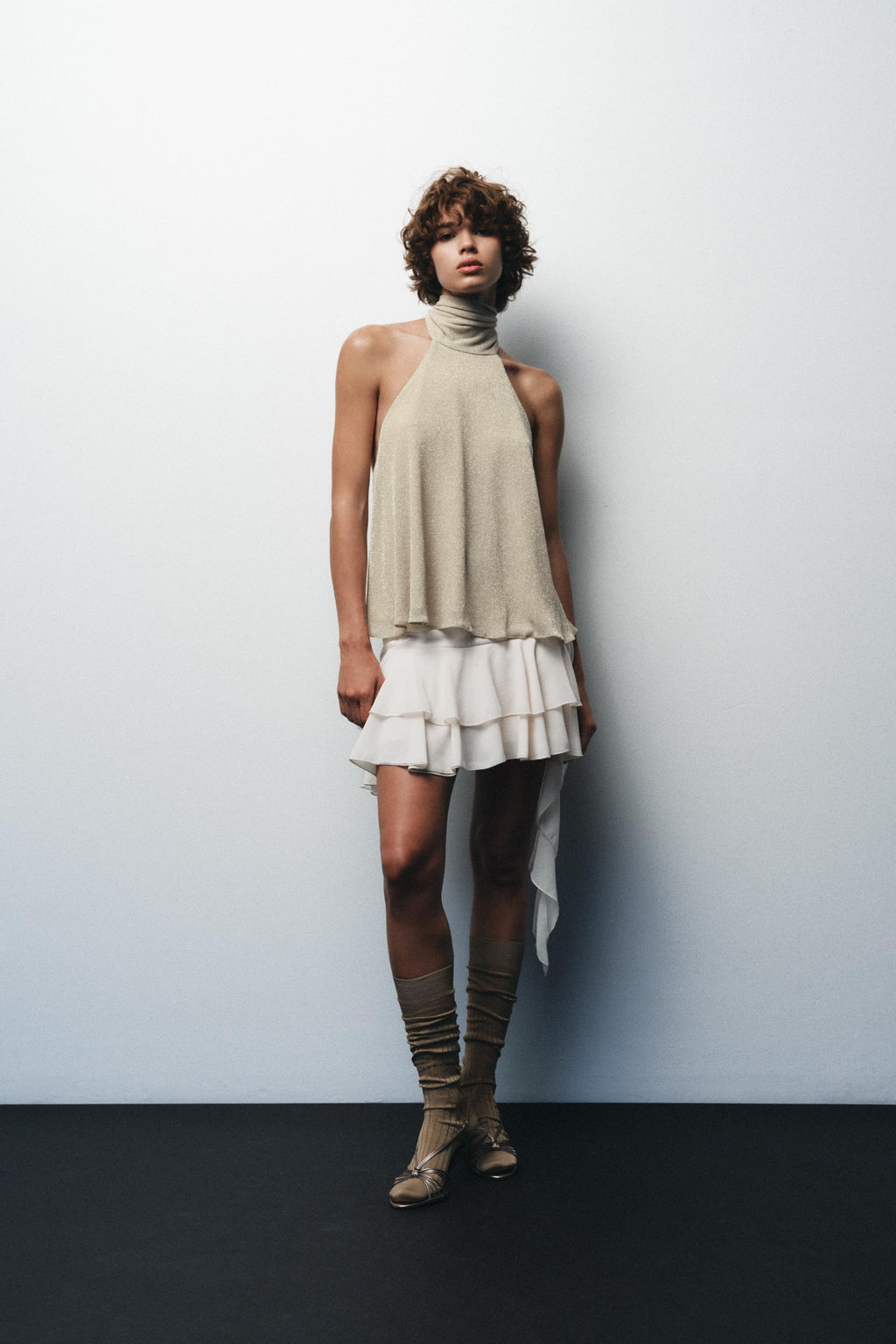 METALLIC THREAD HALTER TOP - Zara фото 12