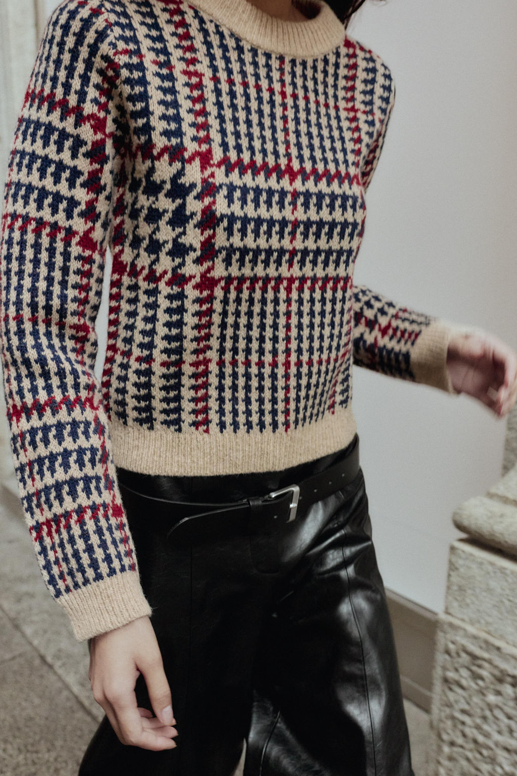 HOUNDSTOOTH WOOL JUMPER - Zara фото 5