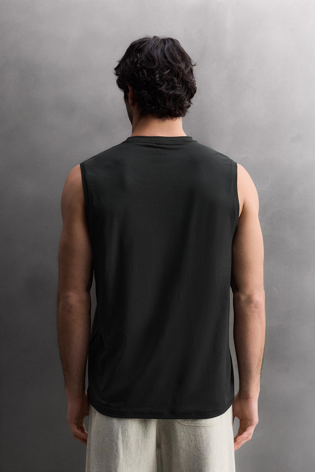 TECHNICAL TANK TOP - Zara фото 11