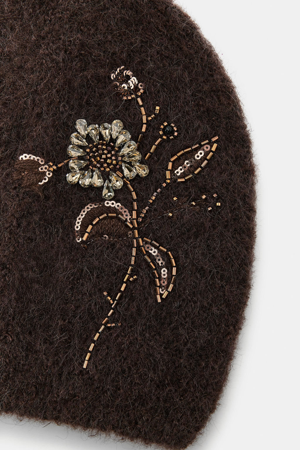 KNIT BEANIE WITH FLORAL BEADING - Zara фото 7
