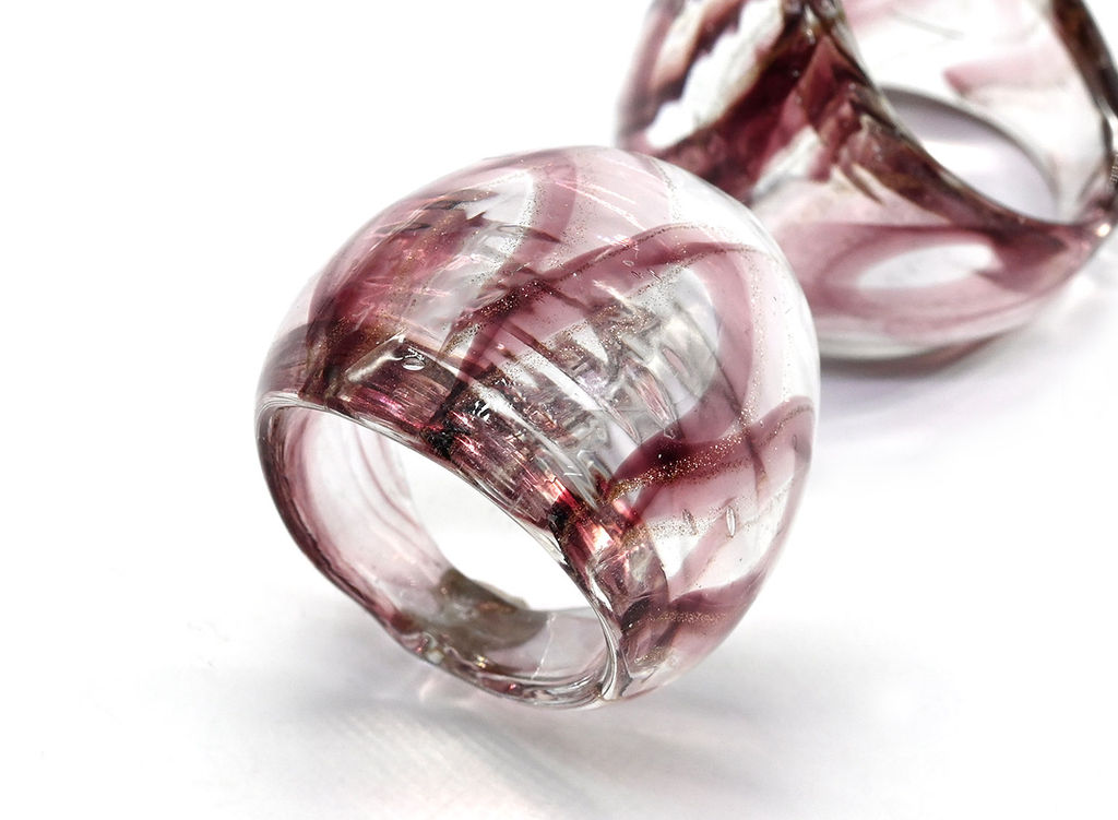 Стеклянное кольцо модель 6 цв.сиреневый Радуга камня