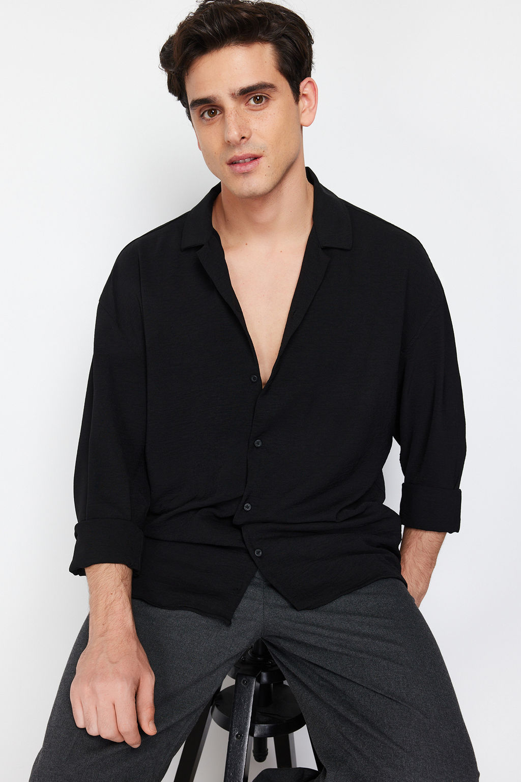 TRENDYOL MAN Beyaz Oversize Fit Apas Yaka Yazl?k Keten Gorunumlu Gomlek TMNSS23GO00053 - Trendyolmilla фото 25