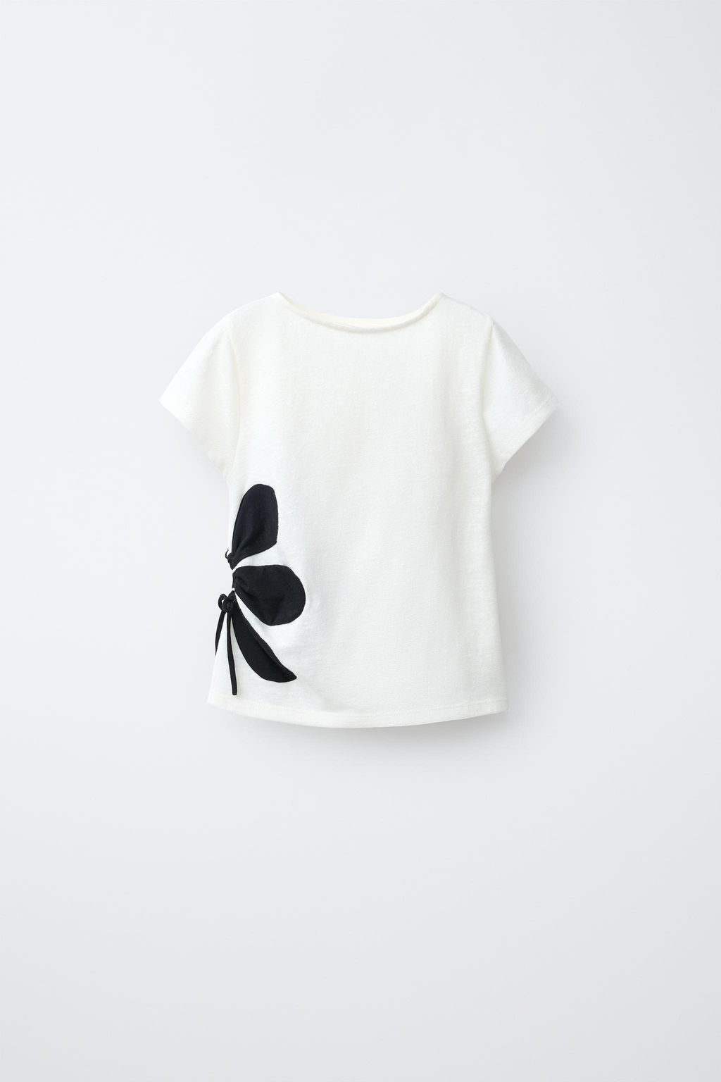 CAMISETA CUT OUT FLOR / Crudo - Zara фото 2