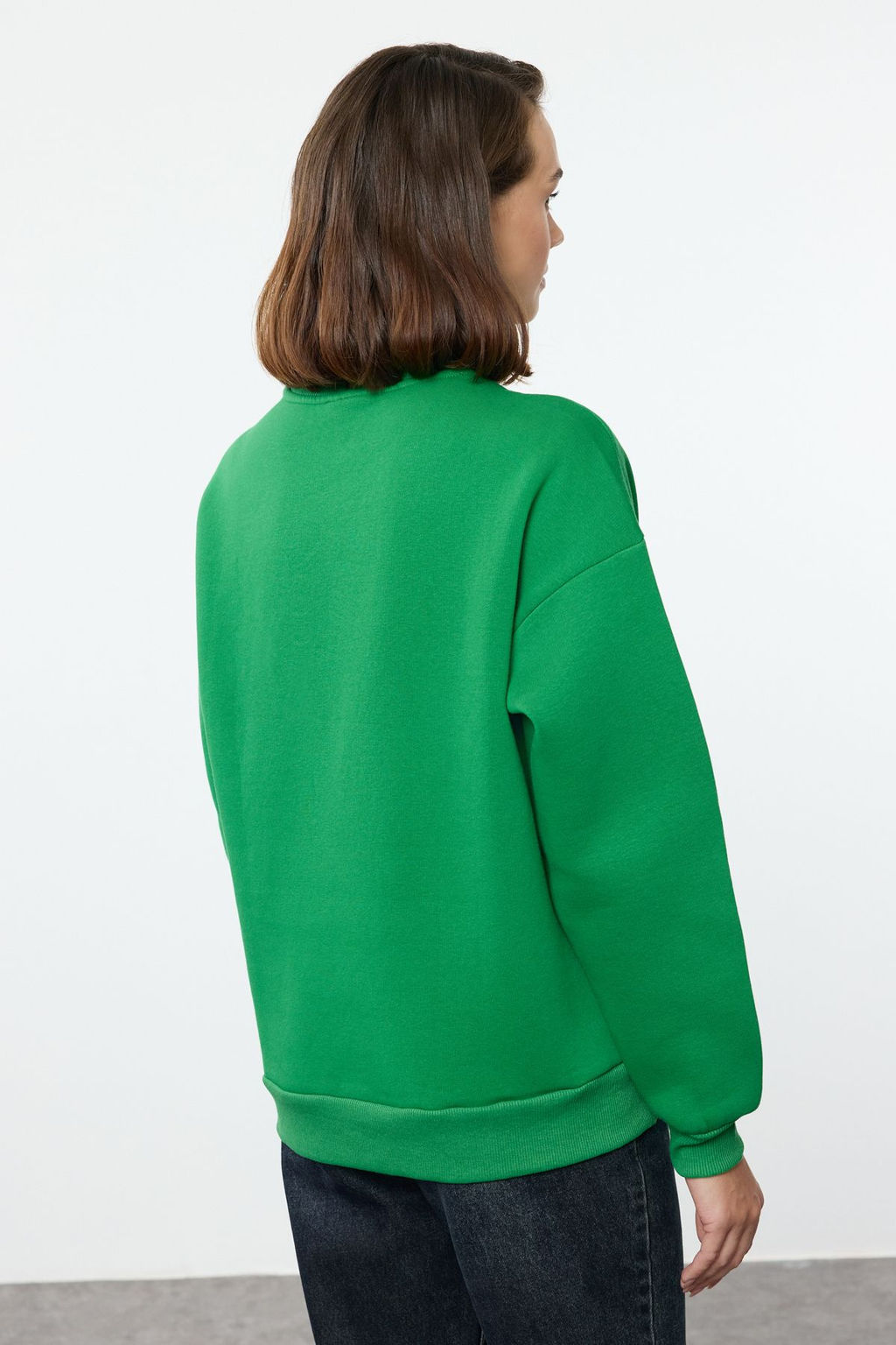 Yesil Kal?n Ici Polarl? Oversize/Genis Kesim Slogan Nak?sl? Orme Sweatshirt TWOAW25SW00031 - Trendyolmilla фото 5