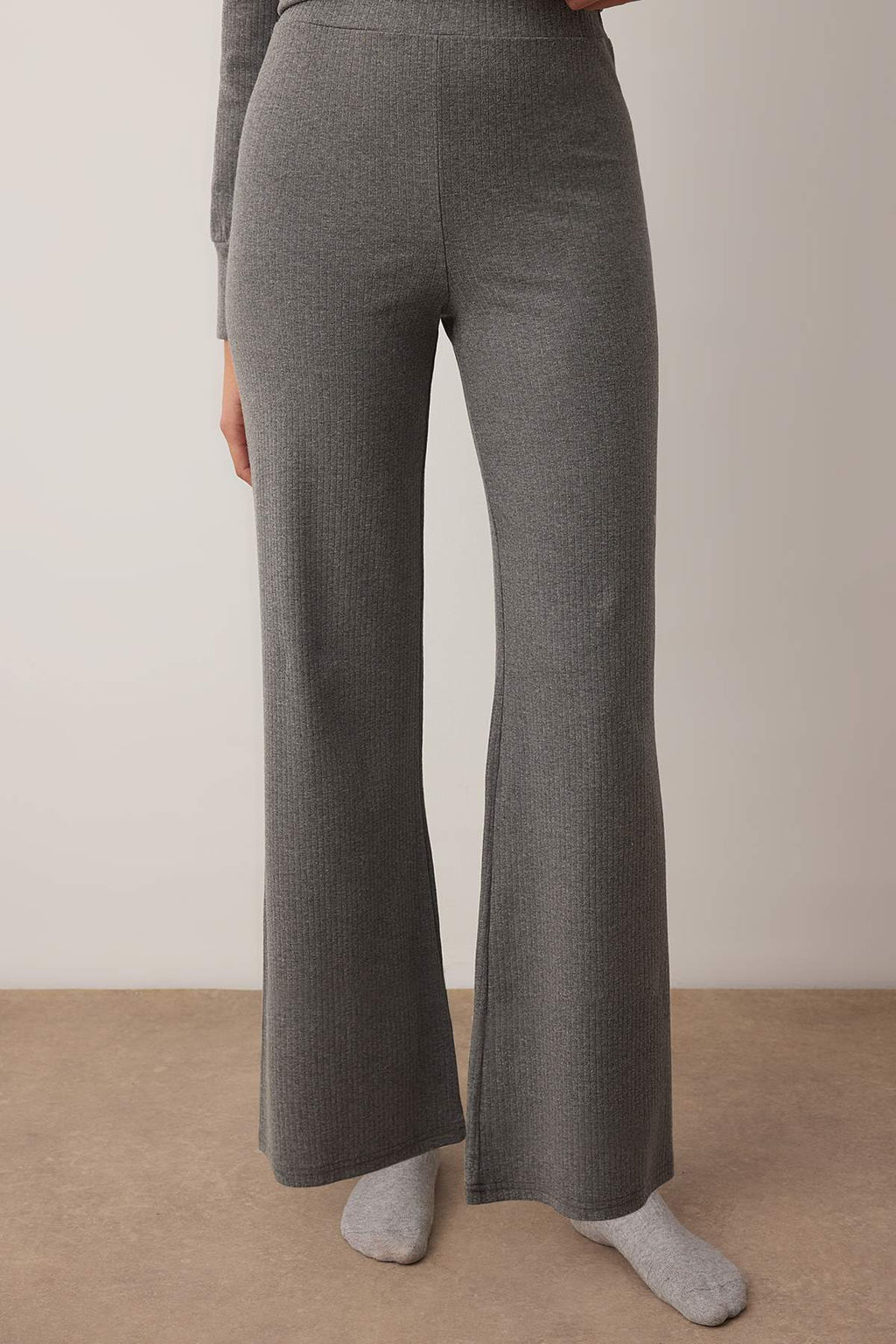 Antrasit Pamuklu Y?rtmacl? Fitilli Orme Pijama Tak?m? THMAW26PT00223 - Trendyolmilla фото 3