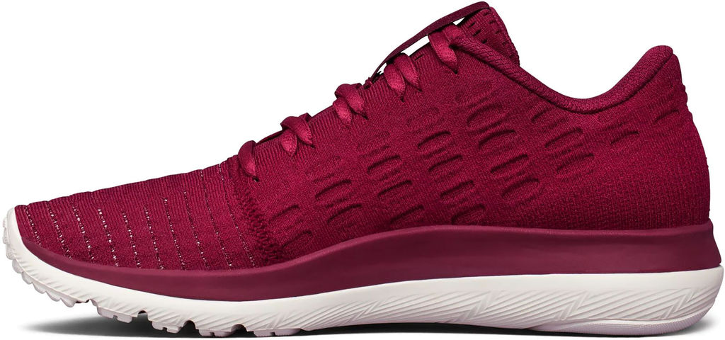 Кроссовки женские