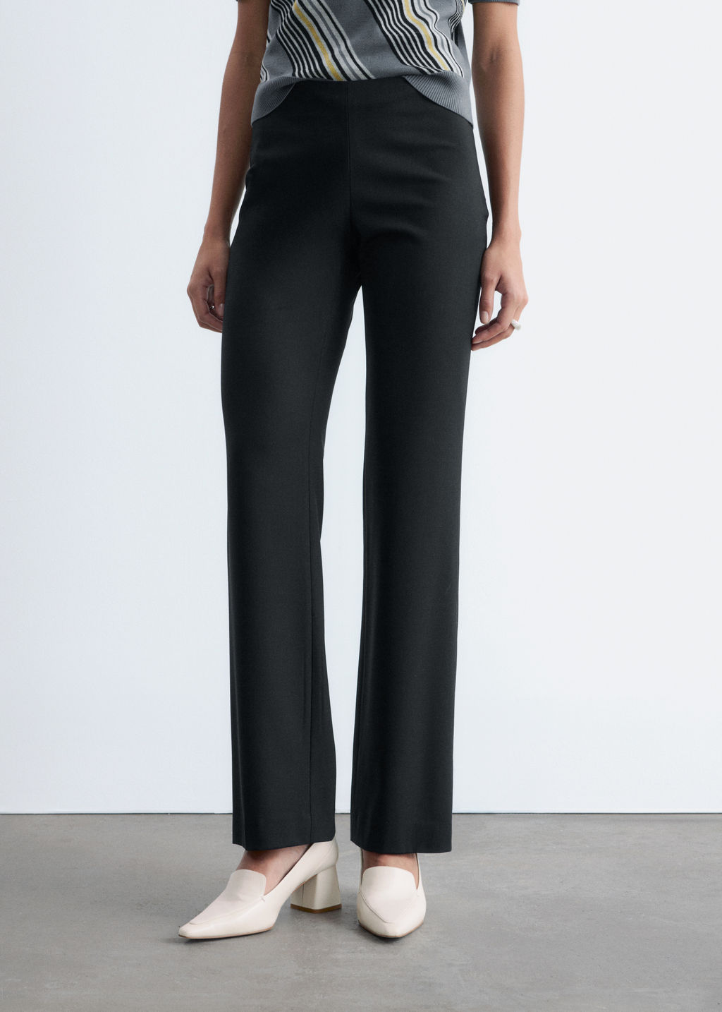 Pantalones de lana de perneras rectas - H&m фото 5