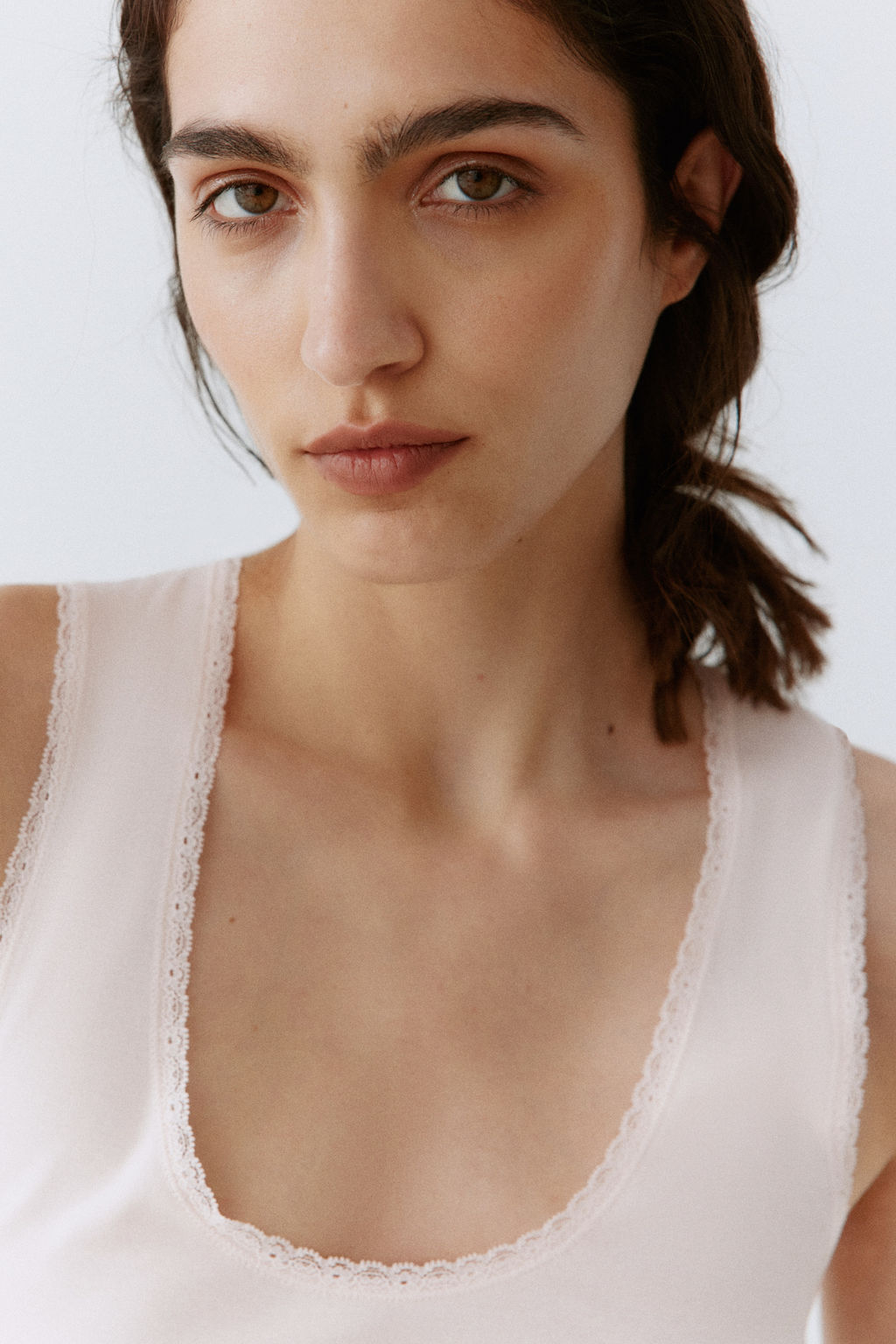 Top con ribetes de encaje - H&m фото 8