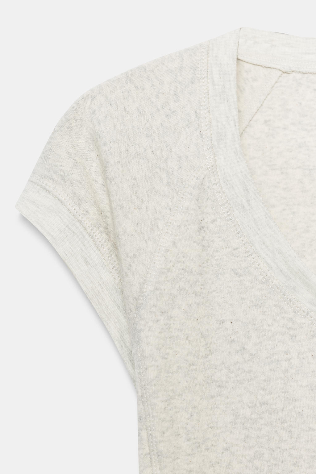 CAMISETA RUSTICA ESCOTE REDONDO / Gris claro
