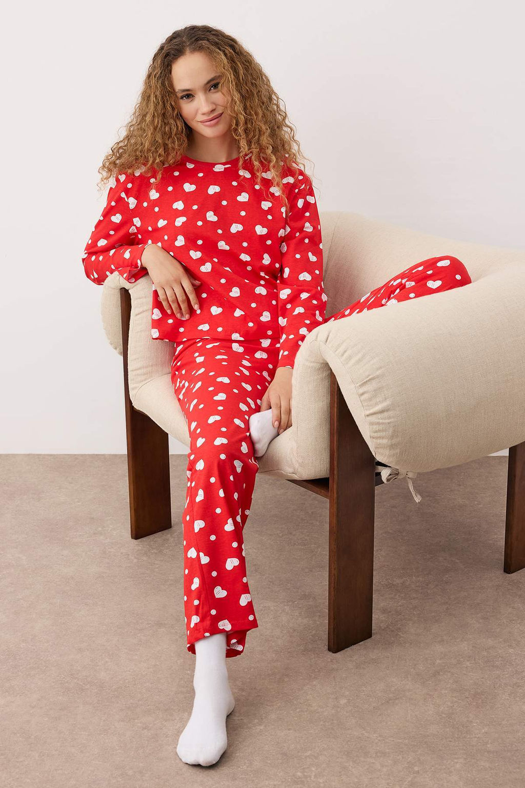 K?rm?z? %100 Pamuklu Kalpli Tshirt-Pantolon Orme Pijama Tak?m? THMAW24PT00124