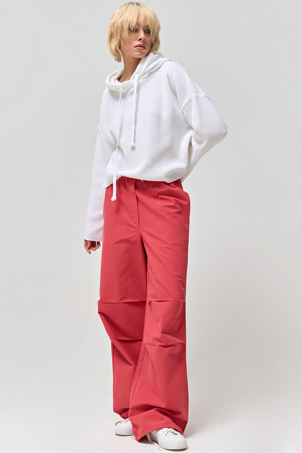 Джемпер укороченный из хлопка белый