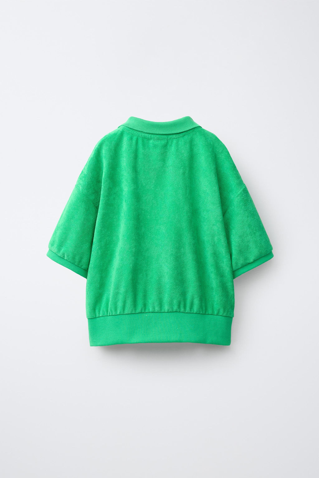 CONJUNTO POLO Y BERMUDA EFECTO TOALLA / Verde