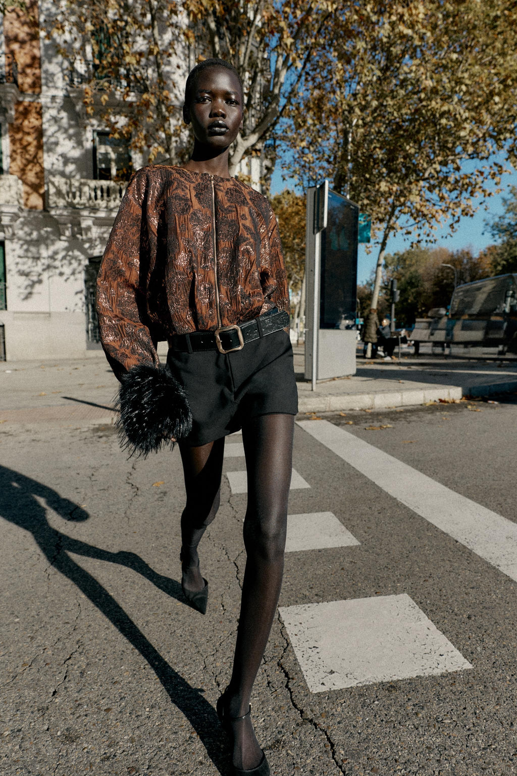 LOW-RISE BELTED SKORT - Zara фото 4