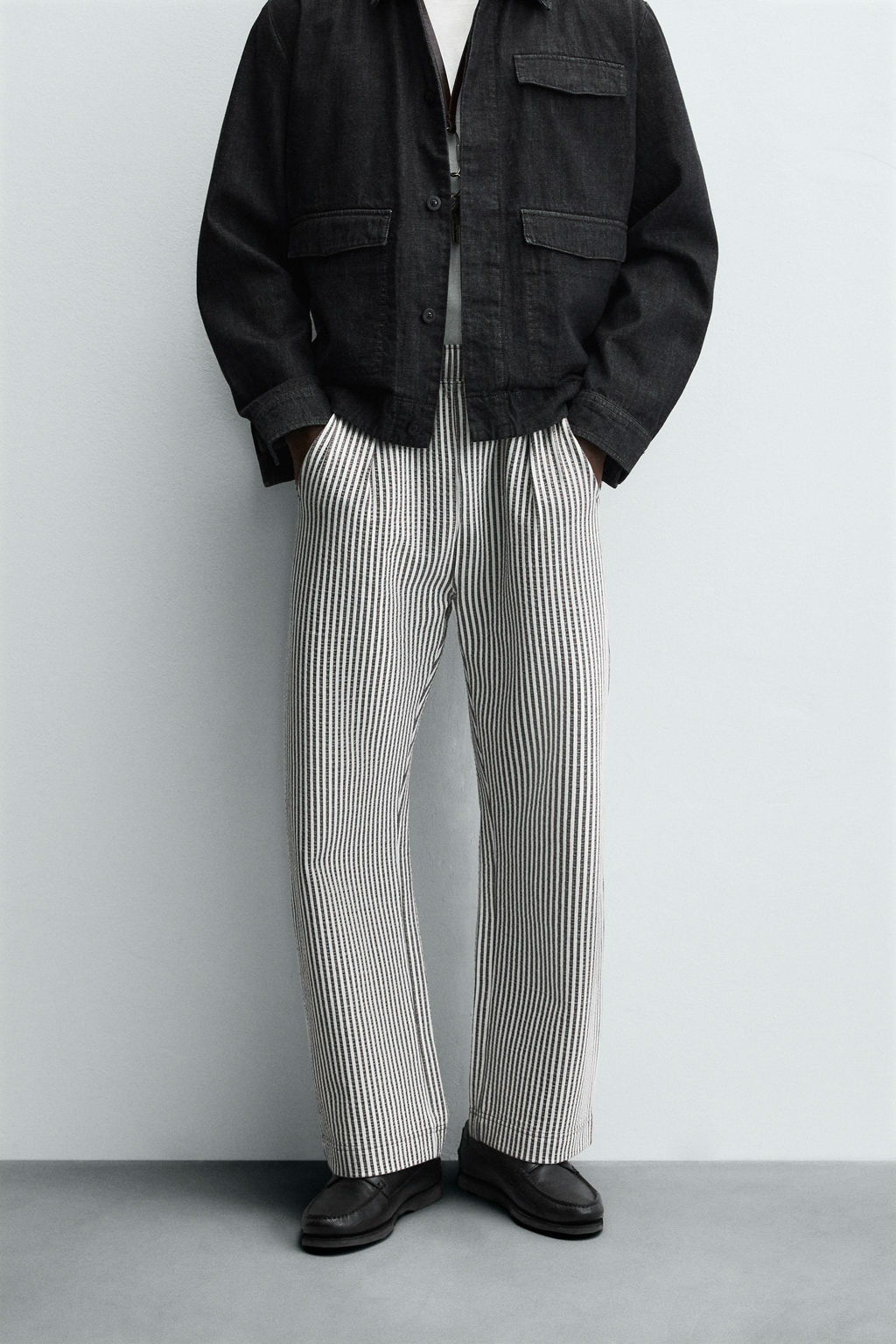 COMFORT STRIPED SEERSUCKER TROUSERS - Zara фото 2