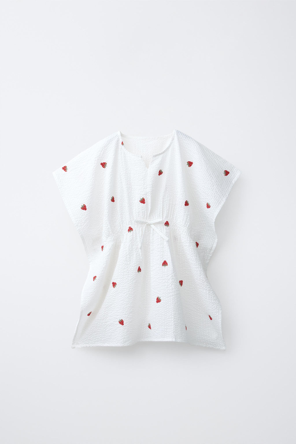 KAFT?N FRESAS BORDADAS / Rojo