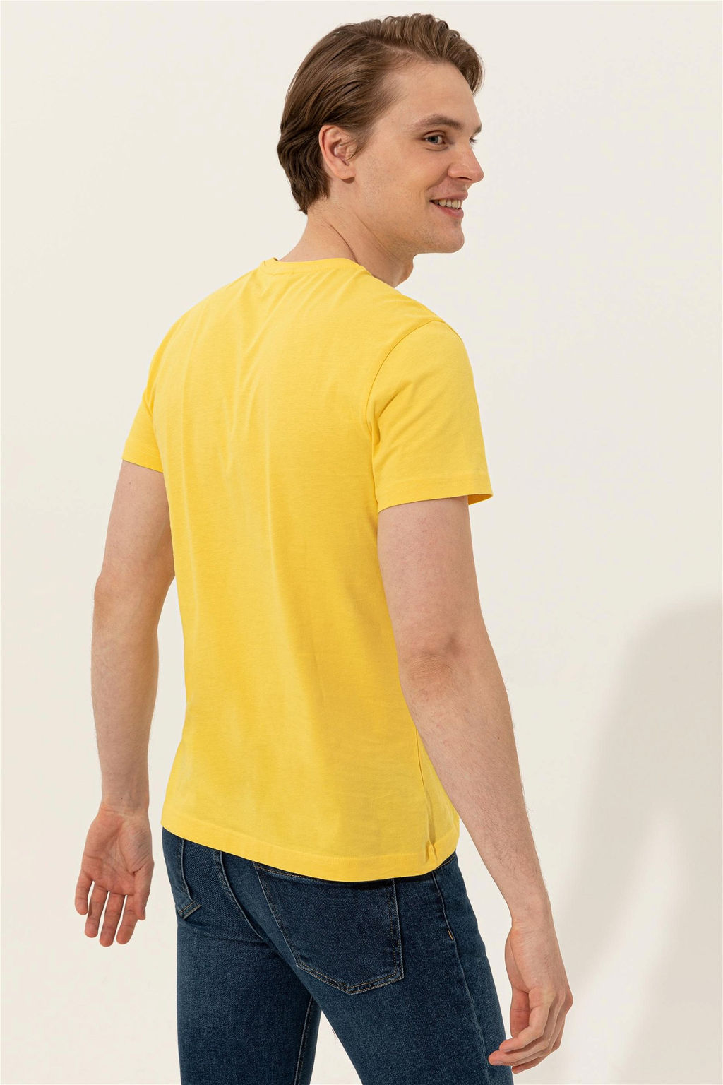 U. S. Polo Assn Мужская светло-желтая футболка с круглым вырезом - U.s. polo assn фото 11
