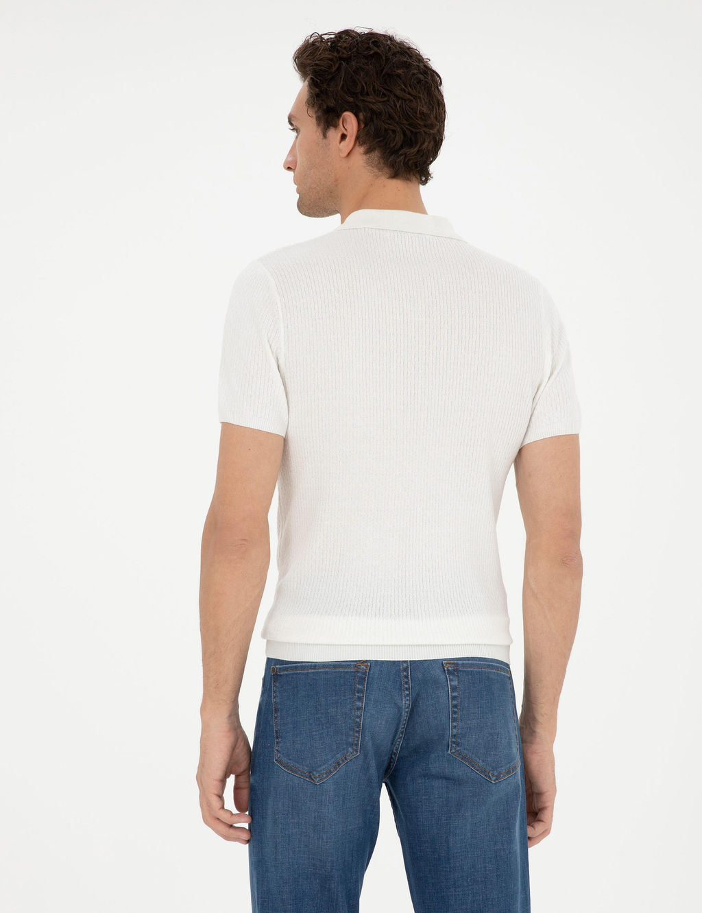 Белая приталенная трикотажная футболка с воротником-поло - Cacharel фото 5