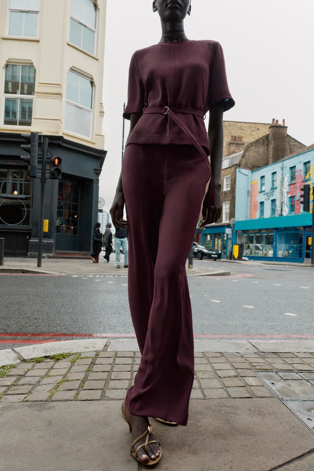 STRAIGHT-LEG SEAM TROUSERS - Zara фото 2
