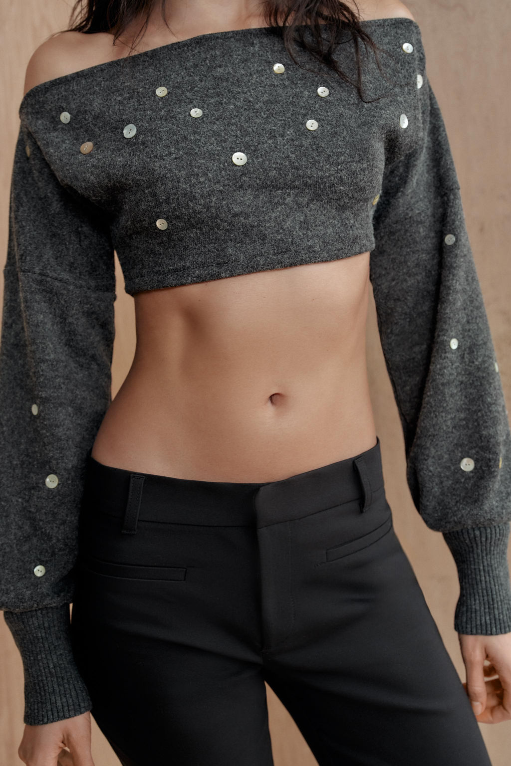 TOP CROP SOFT BOTONES / Gris antracita - Zara фото 2