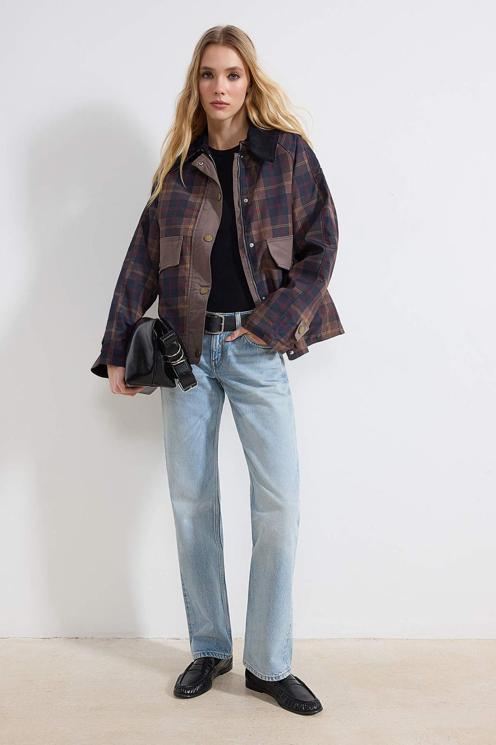 Cok Renkli Ekose Desenli Kadife Yakal? Oversize Mont TWOSS26MO00009 - Trendyolmilla фото 2