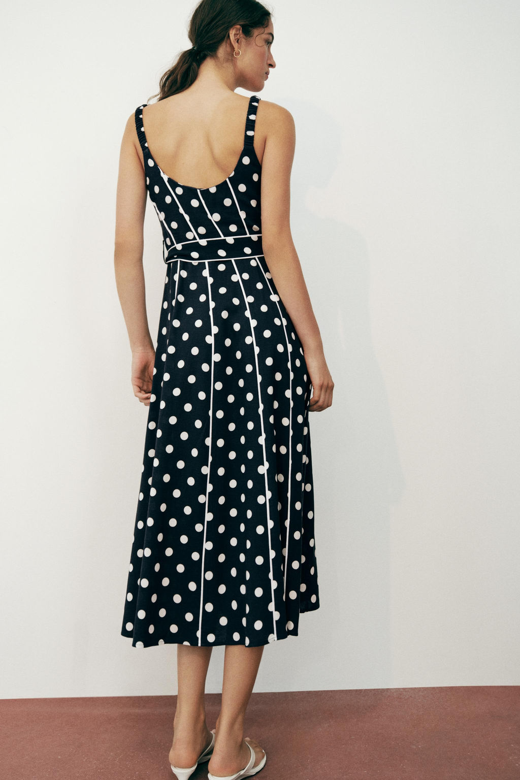 VESTIDO MIDI LUNARES CINTUR?N / Marino / Blanco - Zara фото 6