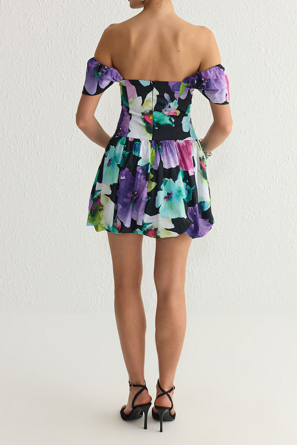 TRENDYOLMILLA Cok Renkli Carmen Yaka Cicekli Poplin Dokuma Mini Elbise TPRSS25EL00107  фото 5