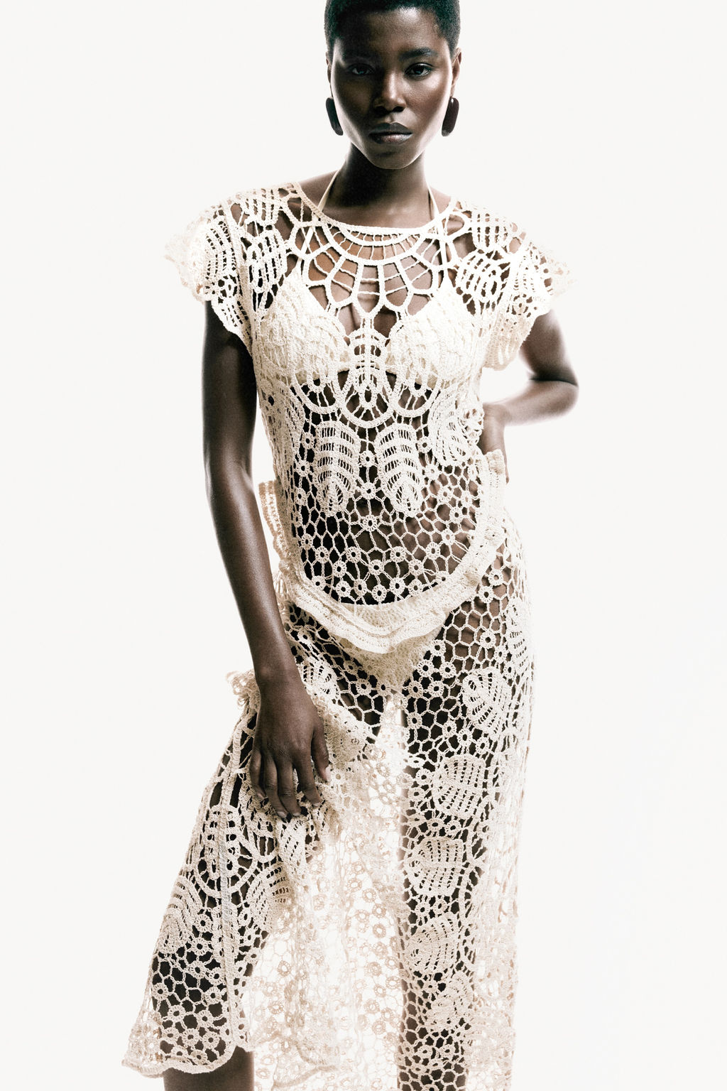 Vestido efecto crochet con manga circular - H&m фото 3