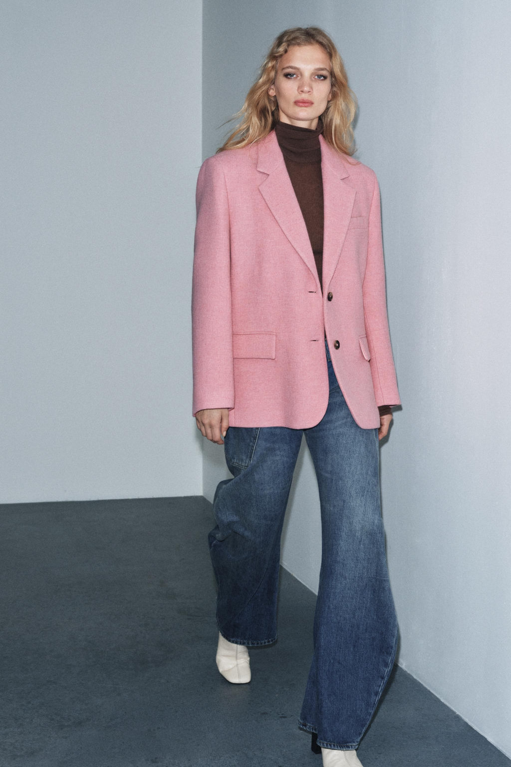 ZW COLLECTION LOW-RISE RELAXED JEANS - Zara фото 6